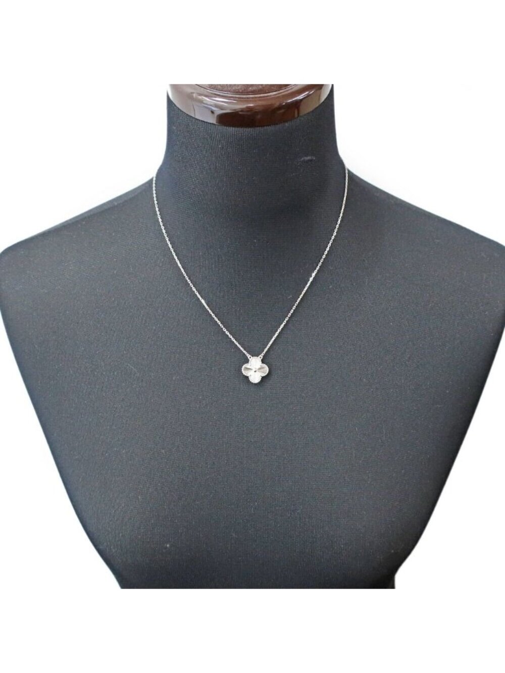 ★SOLD★ Van Cleef & Arpels Ten Vintage Alhambra Necklace Guilloche - Picture 8 of 9